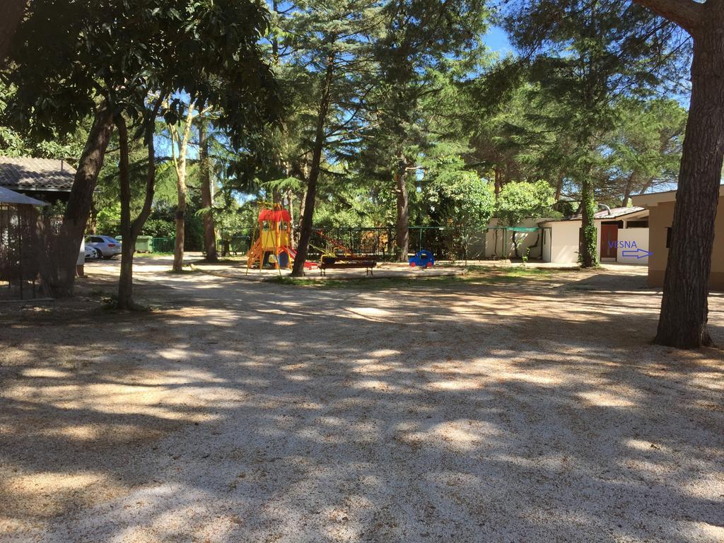Holiday Park Mimoza Bašanija Exterior foto